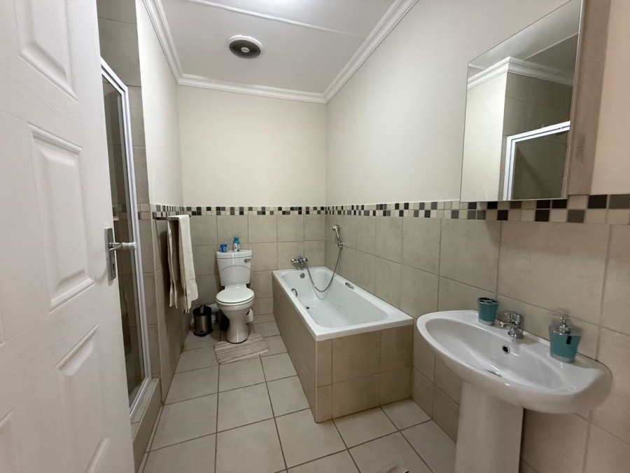 3 Bedroom Property for Sale in Waterval East North West